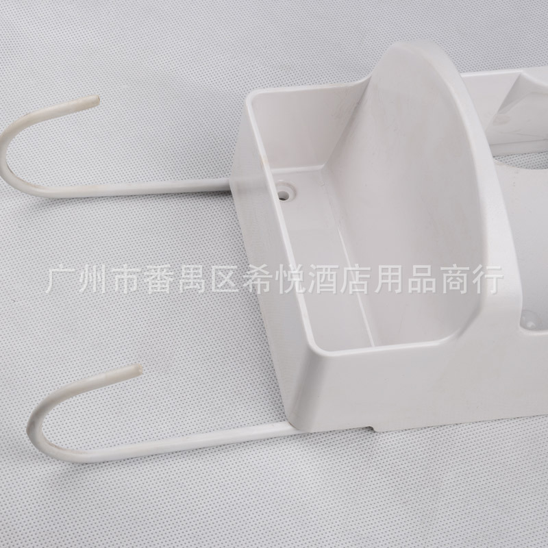 10727177177_1470849887