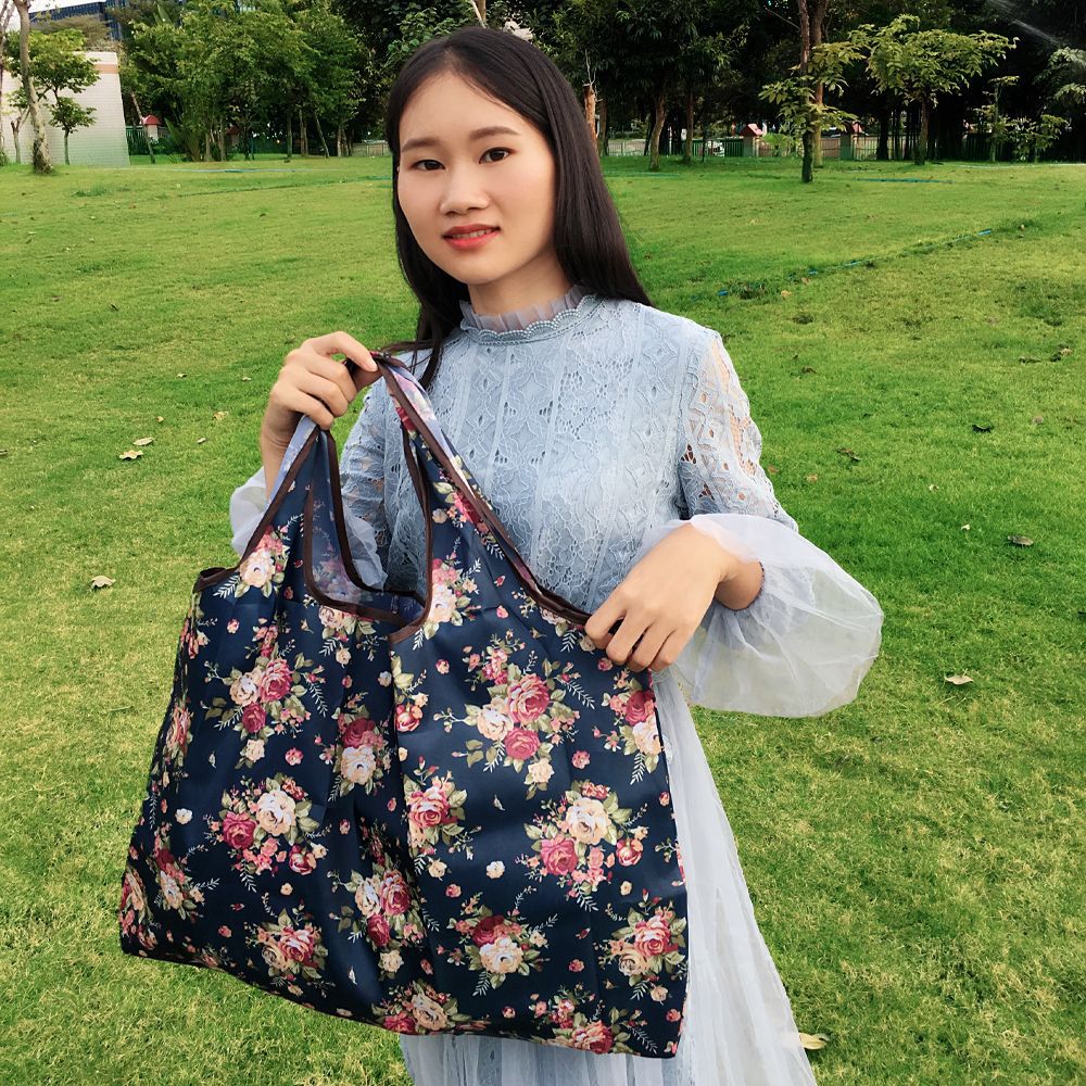 14503892068_594880047