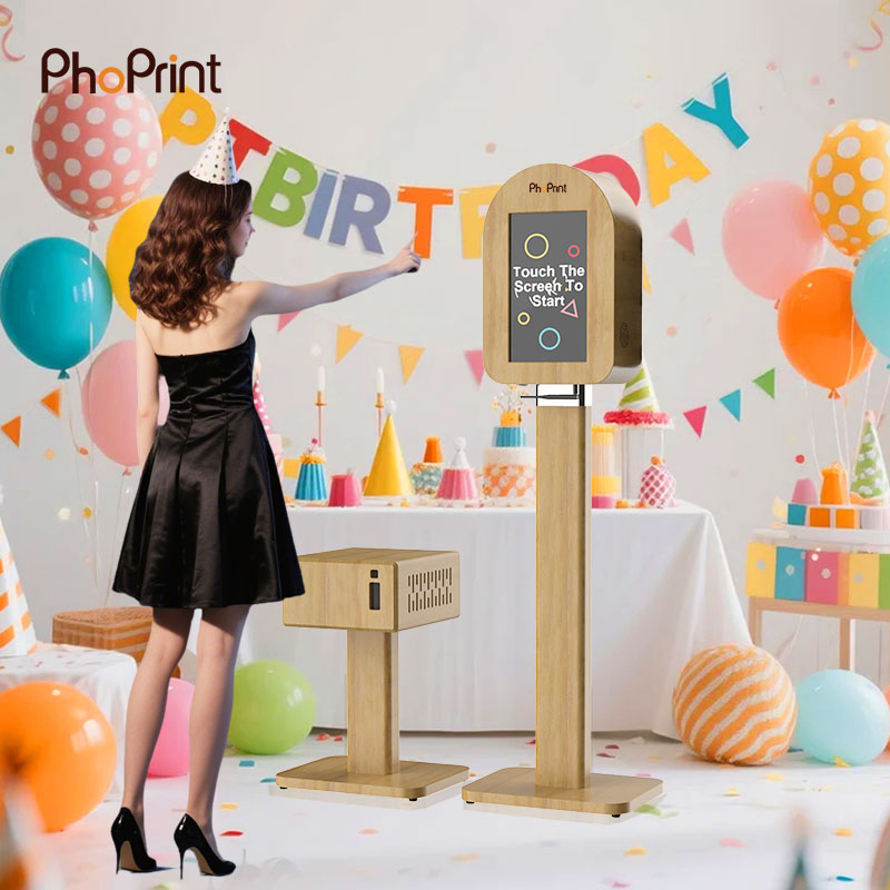 Wooden-Touch-Screen-DSLR-Camera-Print-Booth-for-Weddings.webp