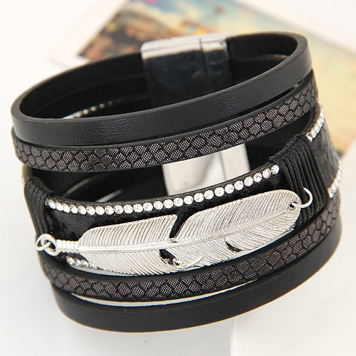 European and American popular metal leaf feather leather multi-layer personalized ultra wide magnetic buckle bracelet handmade Brazilian bracelet