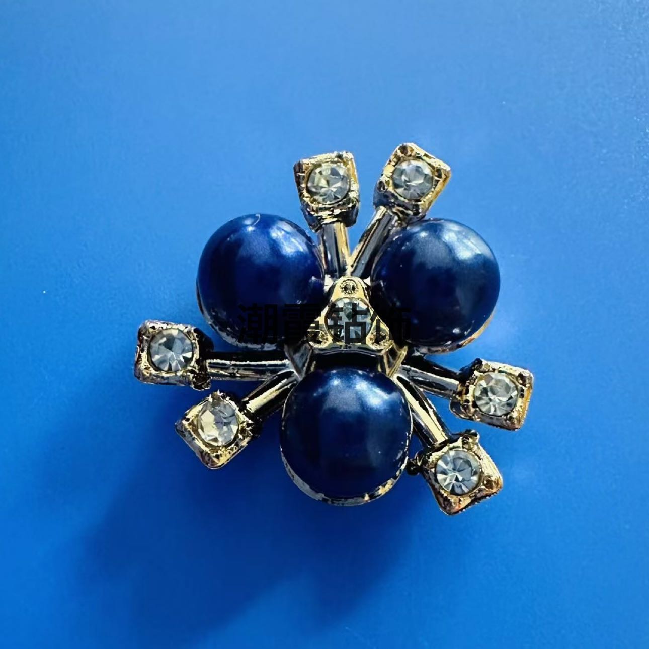 Baroque style three pearl alloy flower centerpiece accessories, flower plate buckles, DIY necklaces, bracelets, materials