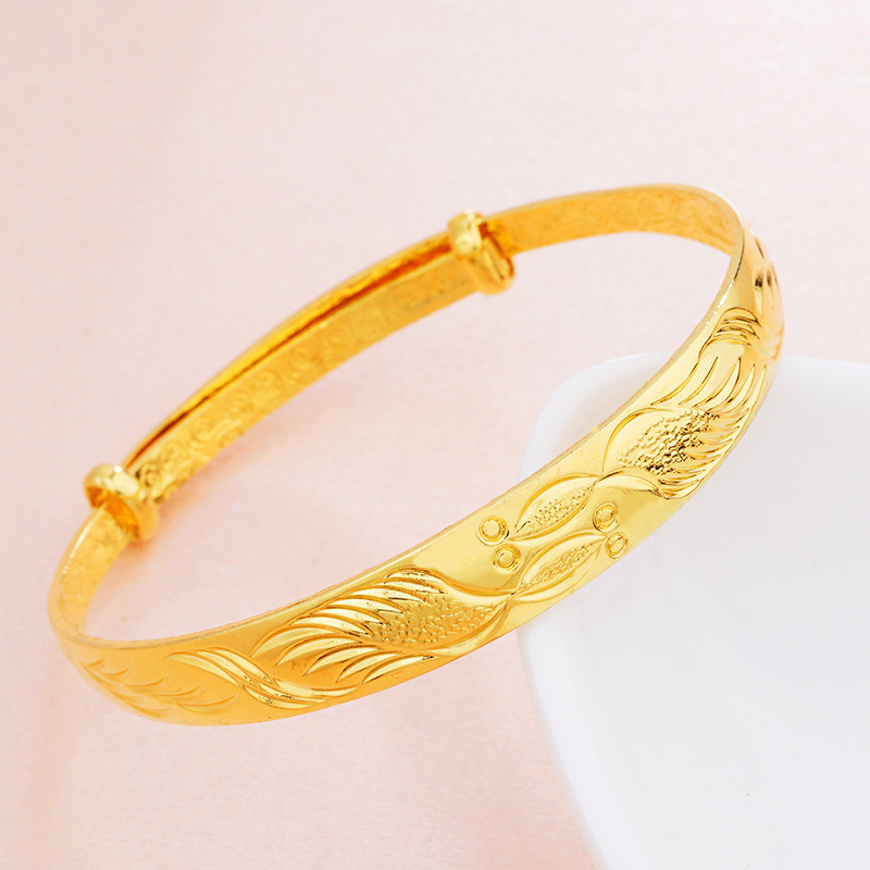 Wholesale 10mm brass gold-plated push-pull bracelet for Vietnamese women, featuring a wide face bracelet with the character 'Fu' that never fades over time