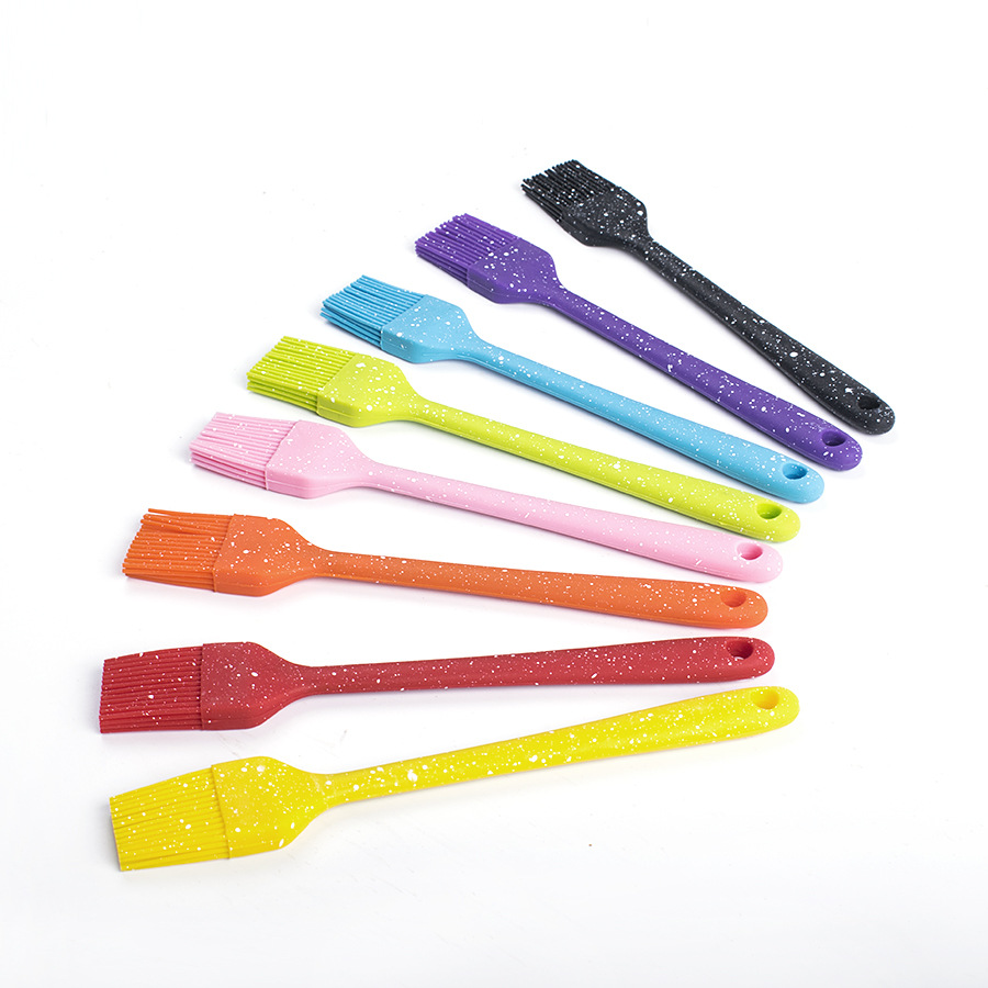 Spray baking tools, small size silicone brush, barbecue brush, oil brush, silicone brush, DIY cake tool manufacturer wholesale