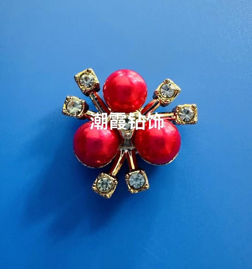 Baroque style three pearl alloy flower centerpiece accessories, flower plate buckles, DIY necklaces, bracelets, materials