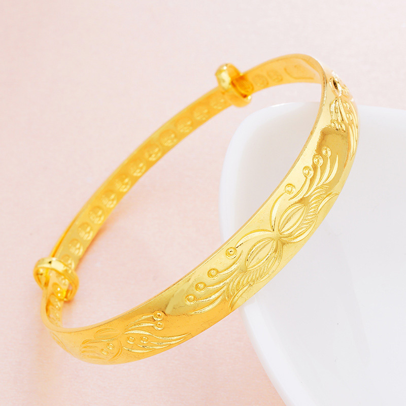 Wholesale 10mm brass gold-plated push-pull bracelet for Vietnamese women, featuring a wide face bracelet with the character 'Fu' that never fades over time