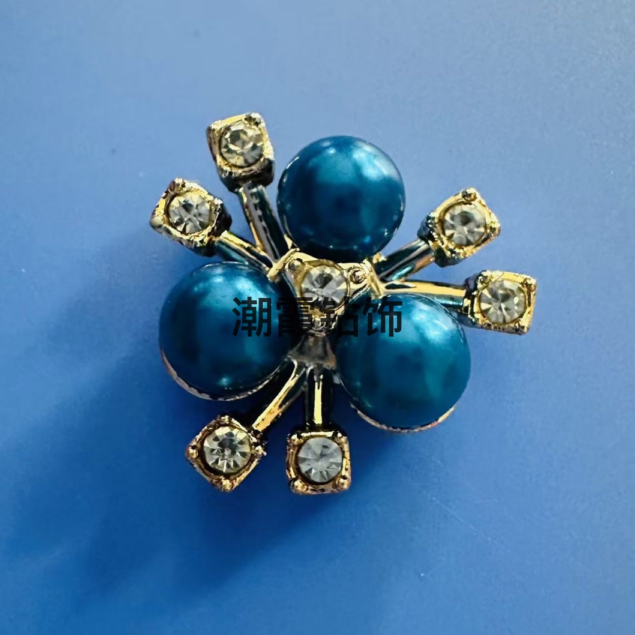 Baroque style three pearl alloy flower centerpiece accessories, flower plate buckles, DIY necklaces, bracelets, materials