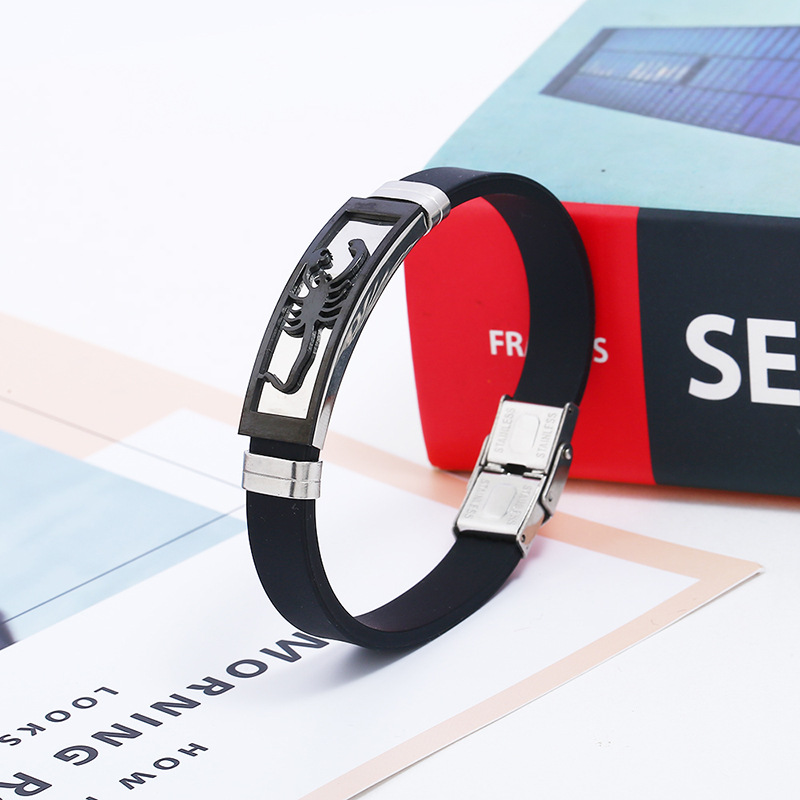 Korean version new men's silicone stainless steel bracelet rock style personalized scorpion bracelet titanium steel jewelry wholesale
