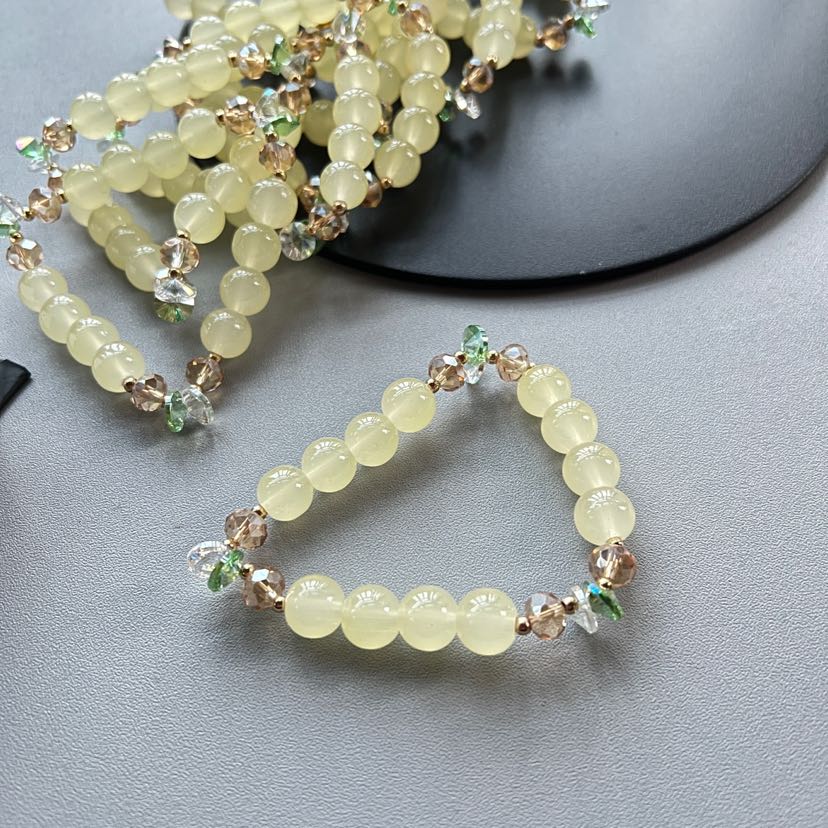 Small and niche colored bracelets, stone bursting beads, crystal bracelets, high-sensitivity bracelets, bracelets, accessories, jewelry, gifts