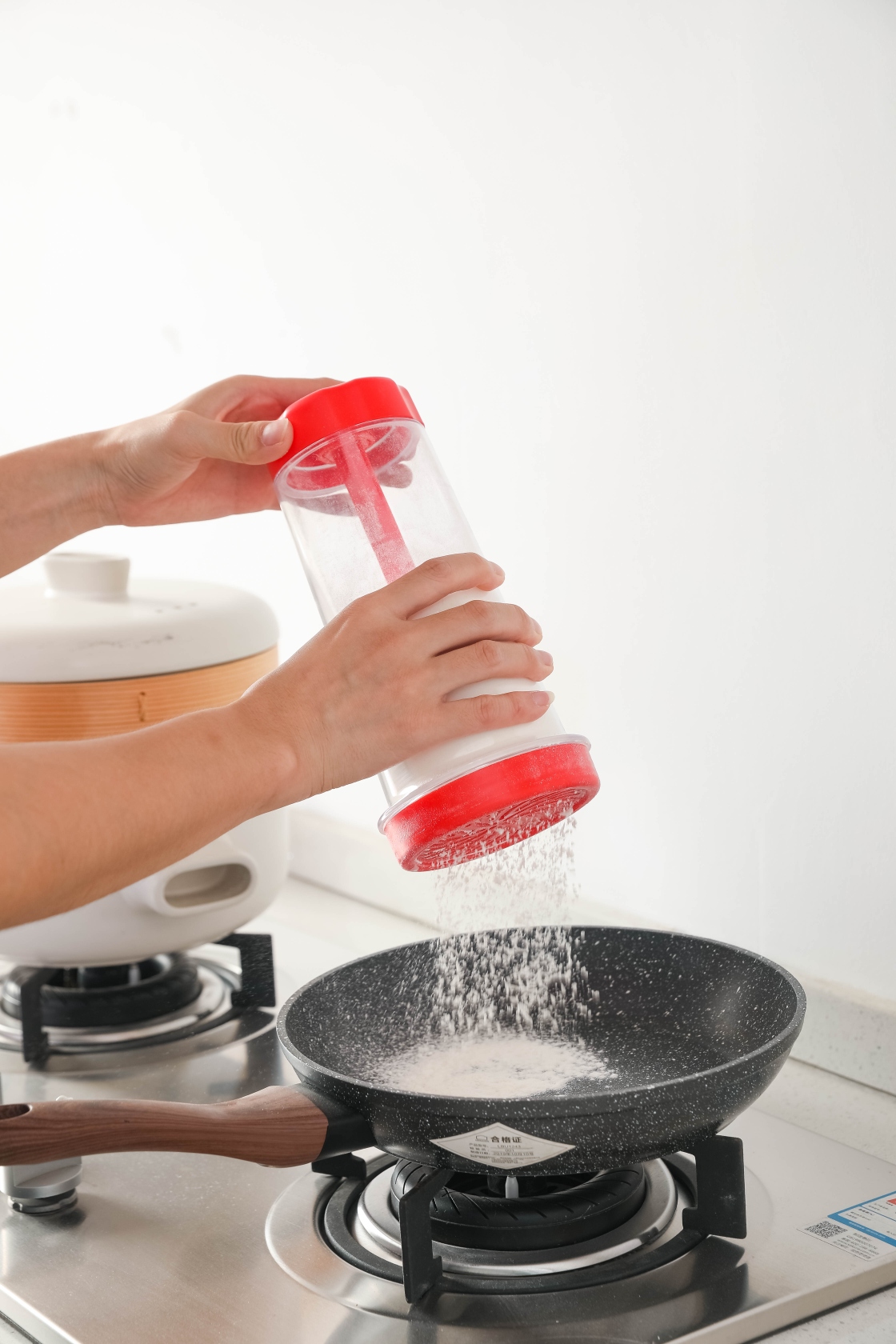 Creative new flour sieve