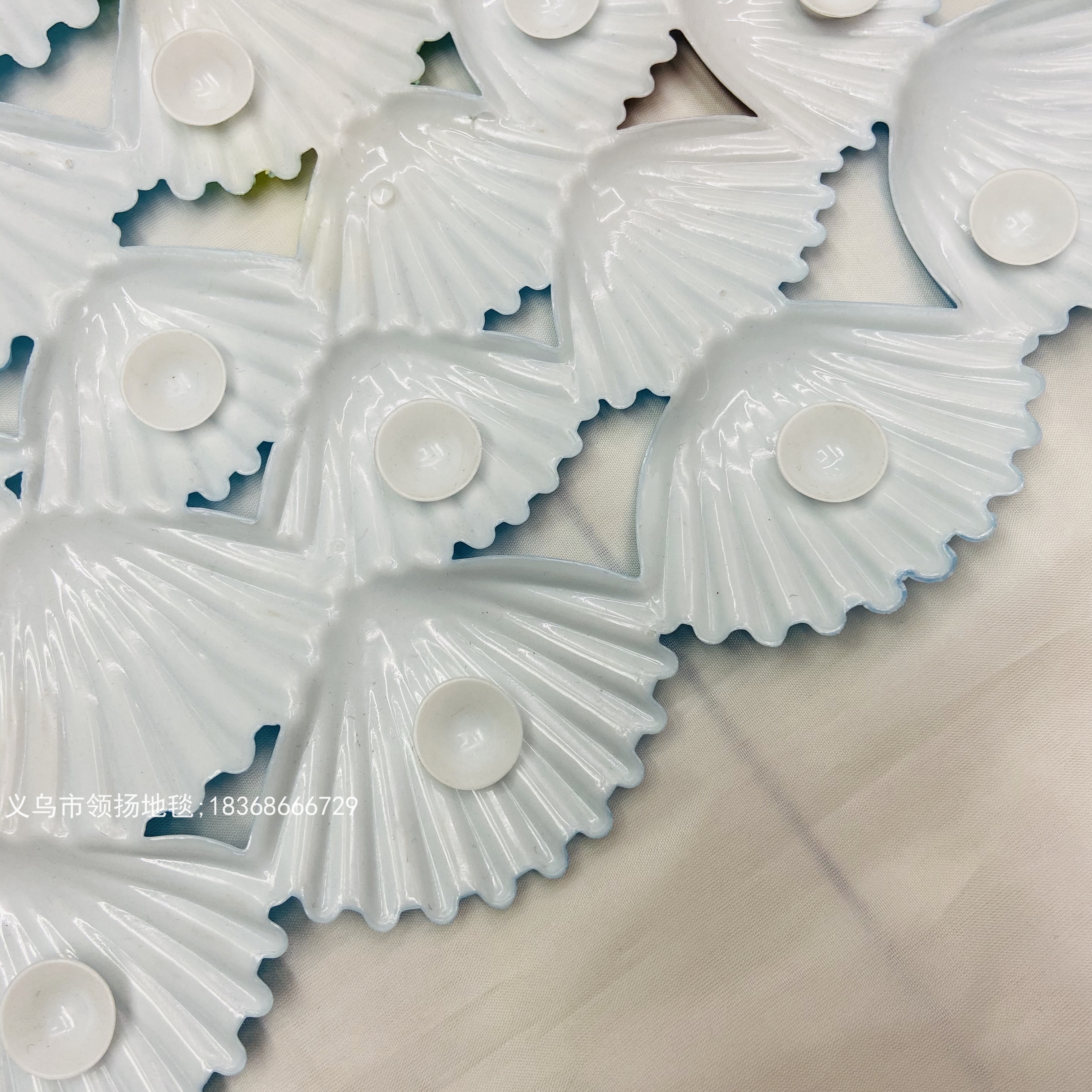 Shell printed PVC bathroom mat anti slip massage mat bathtub anti slip mat with suction cup PVC anti slip mat