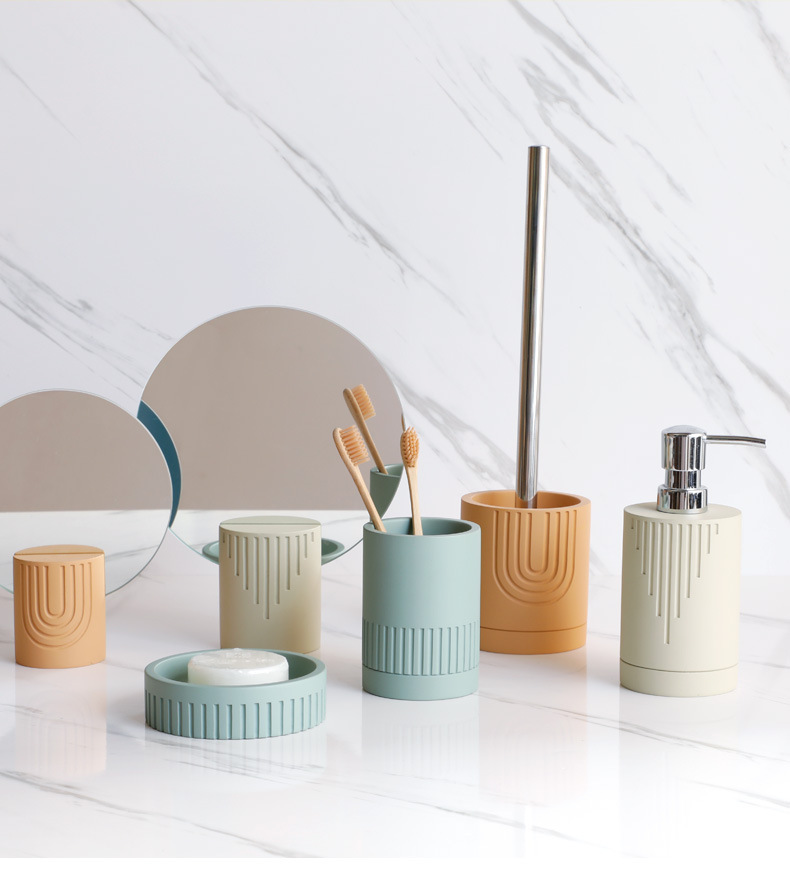 European style bathroom wash set, resin mouthwash cup, toothbrush cup set, light luxury bathroom supplies, bathroom four piece set