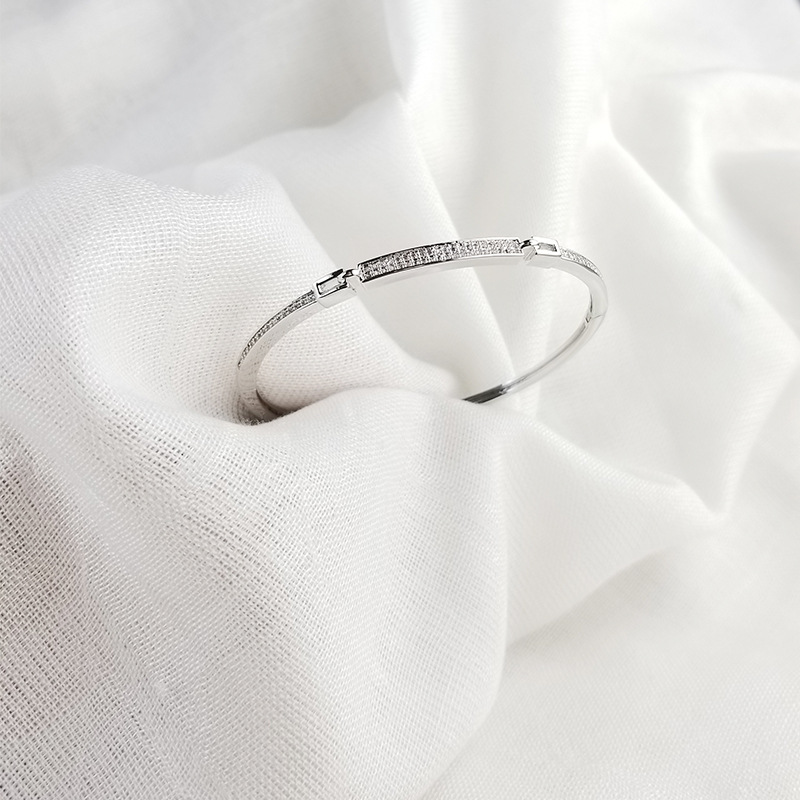 Hot selling Spring Korean New Fine Diamond Inlaid Couple Bracelet Dominates Hot Selling Gold Plated Copper Bracelet Manufacturer Direct Sales