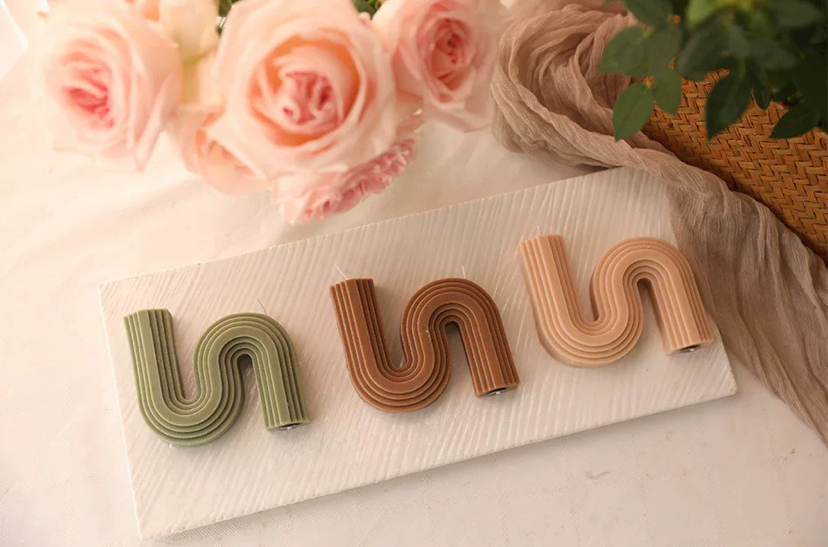 New Geometry S Style Creative Aromatherapy Candle Internet Celebrity Shooting Prop Companion Hand Gift Home Fragrance Decoration Ornament