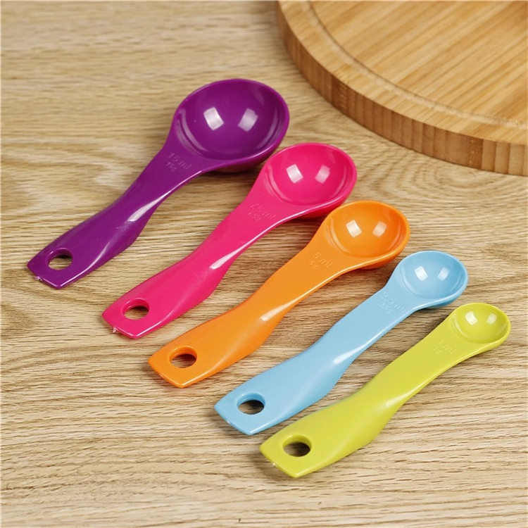 Home baking tools, high-quality food grade 5PC color 5-piece measuring spoon set, plastic 5-piece measuring spoon set
