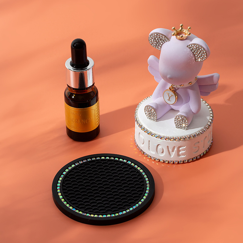 New Bear Car Decor Deodorizing Aromatherapy Decoration Cartoon Aromatherapy Deodorizing Aromatherapy Decor Wholesale