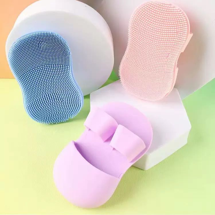 Mini finger face brush, soft bristled silicone brush, massage nose, nose and nose wings, clean pores, remove makeup, wash face with cleansing brush