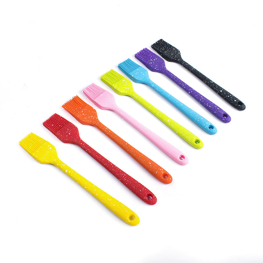 Spray baking tools, small size silicone brush, barbecue brush, oil brush, silicone brush, DIY cake tool manufacturer wholesale