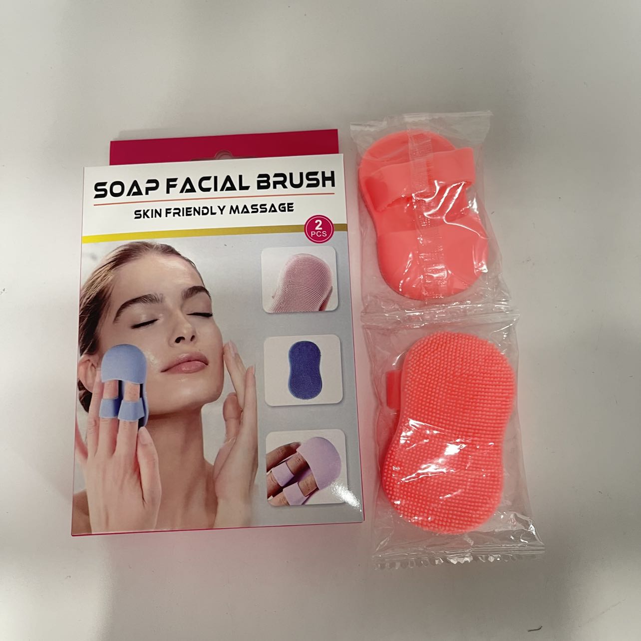 Mini finger face brush, soft bristled silicone brush, massage nose, nose and nose wings, clean pores, remove makeup, wash face with cleansing brush