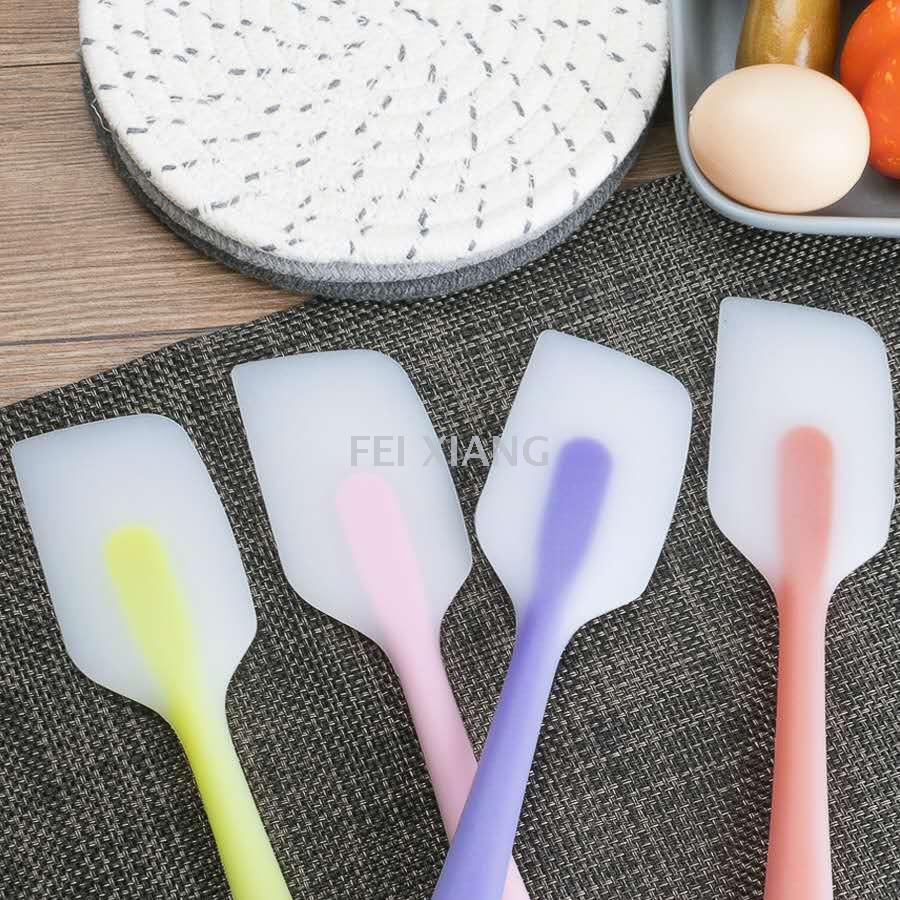 Kitchenware integrated silicone scraper blade custom silicone butter knife in stock cake butter scraper tool
