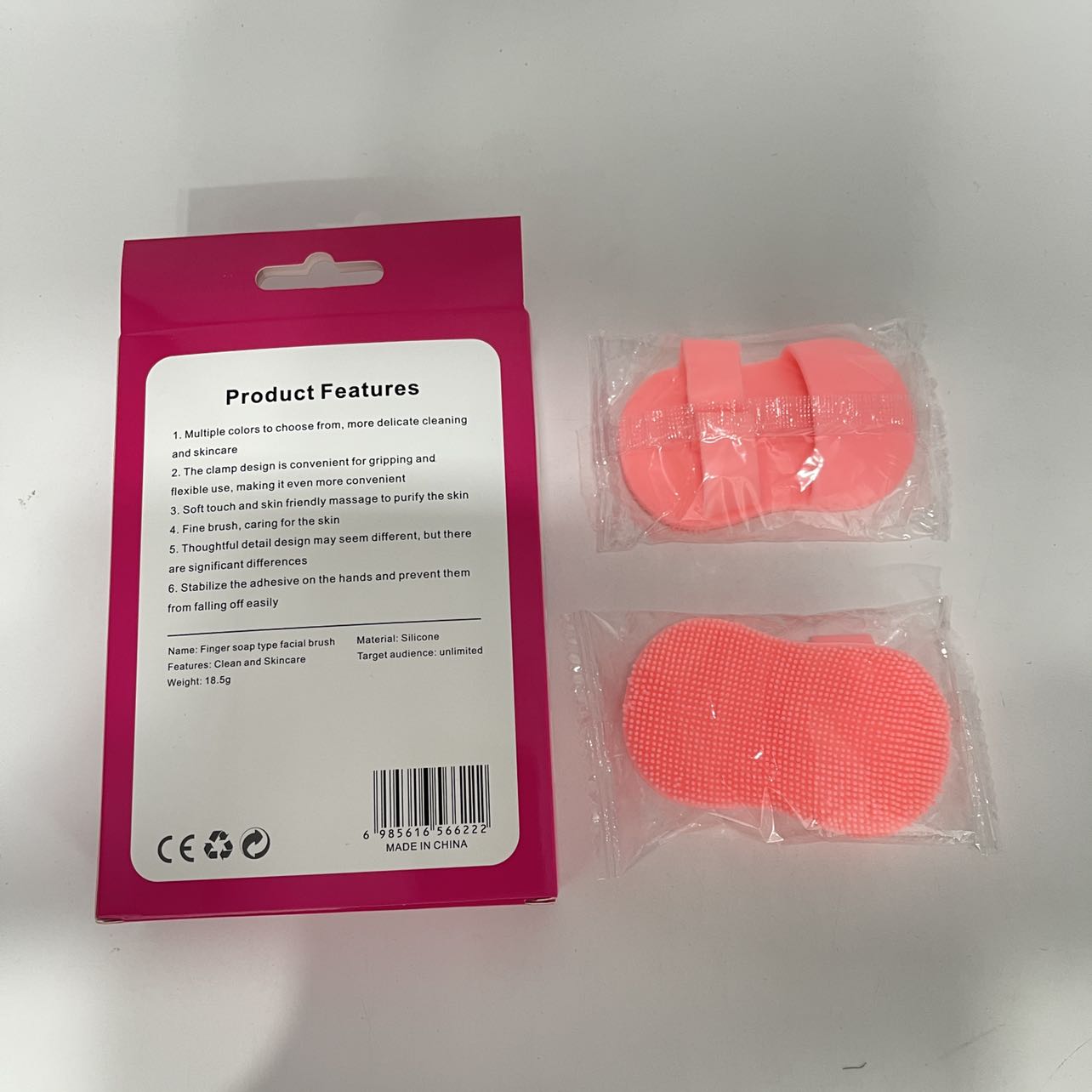 Mini finger face brush, soft bristled silicone brush, massage nose, nose and nose wings, clean pores, remove makeup, wash face with cleansing brush