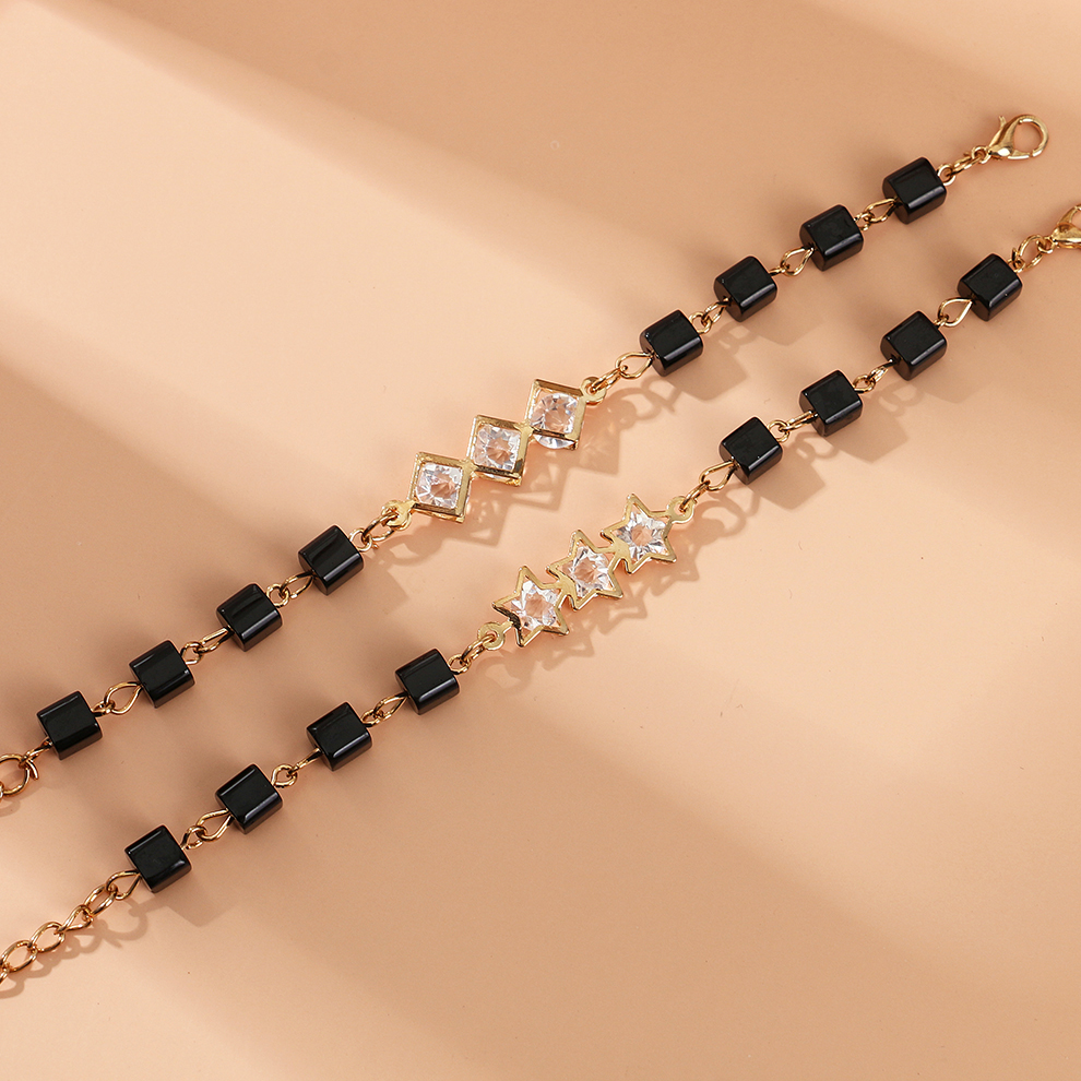 Cross border niche design in Europe and America, cool style, simple and fashionable pentagram zircon square bracelet, women's headwear accessory