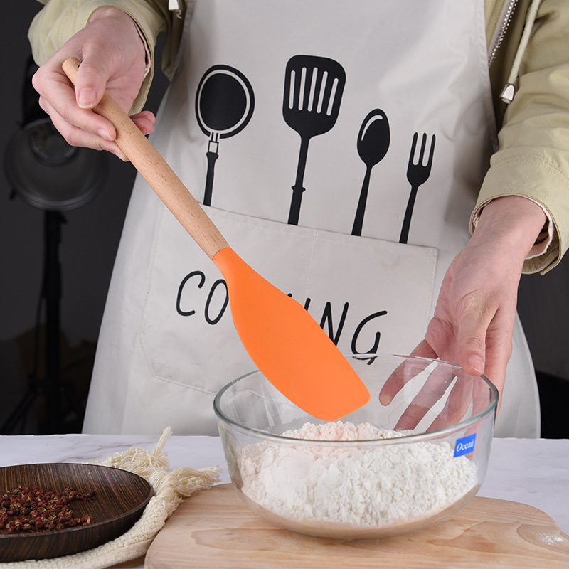 Baking tool beech handle silicone scraper cake scraper large wooden handle scraper