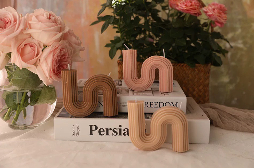 New Geometry S Style Creative Aromatherapy Candle Internet Celebrity Shooting Prop Companion Hand Gift Home Fragrance Decoration Ornament