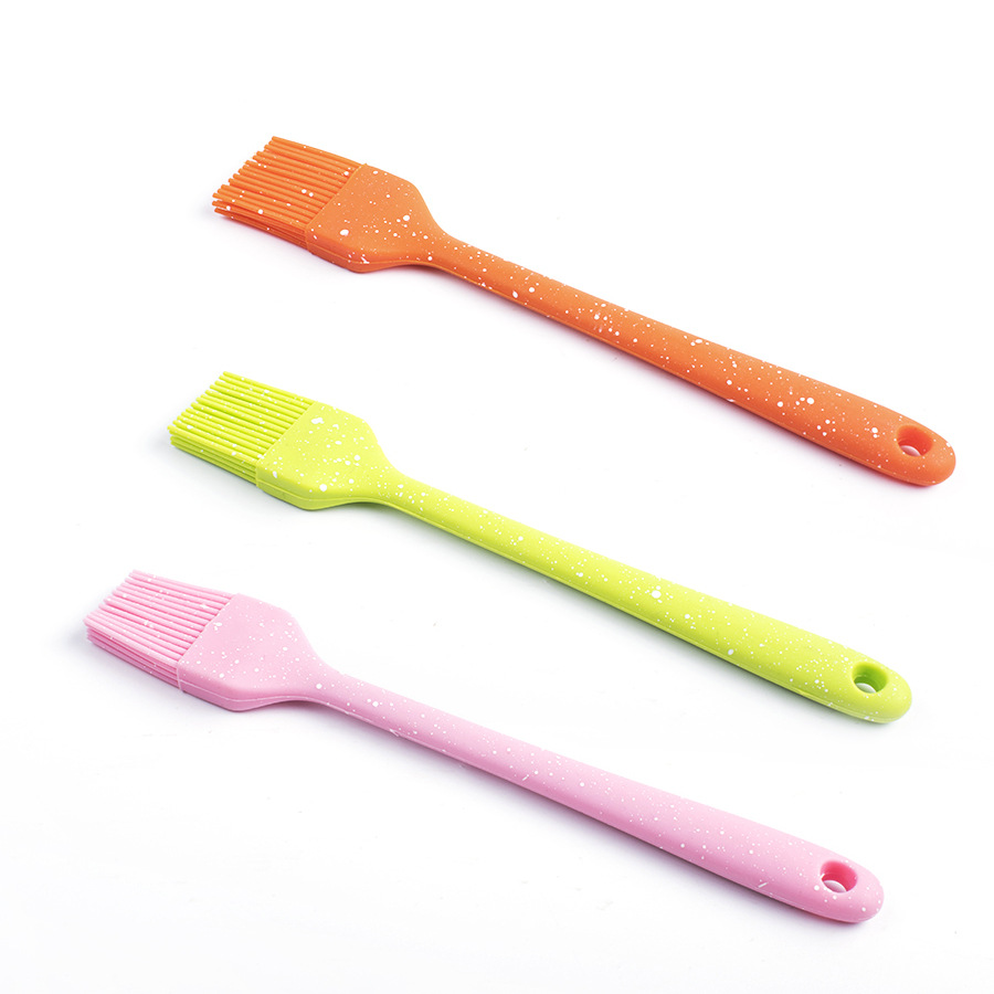 Spray baking tools, small size silicone brush, barbecue brush, oil brush, silicone brush, DIY cake tool manufacturer wholesale